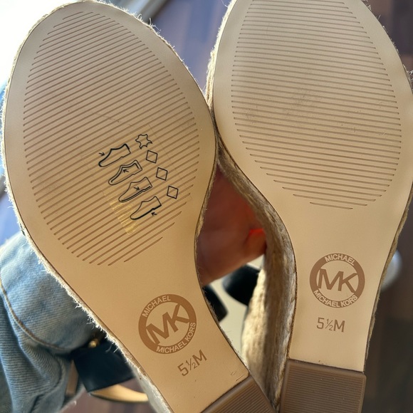 Michael Kors Wedges - Picture 3 of 3